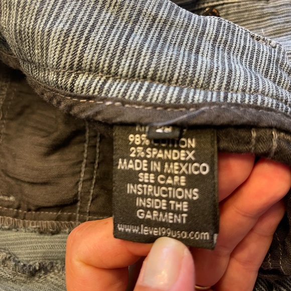 Level 99 jeans. - Picture 5 of 6
